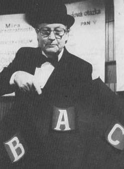 P�edn�� profesor Parkinson 1985